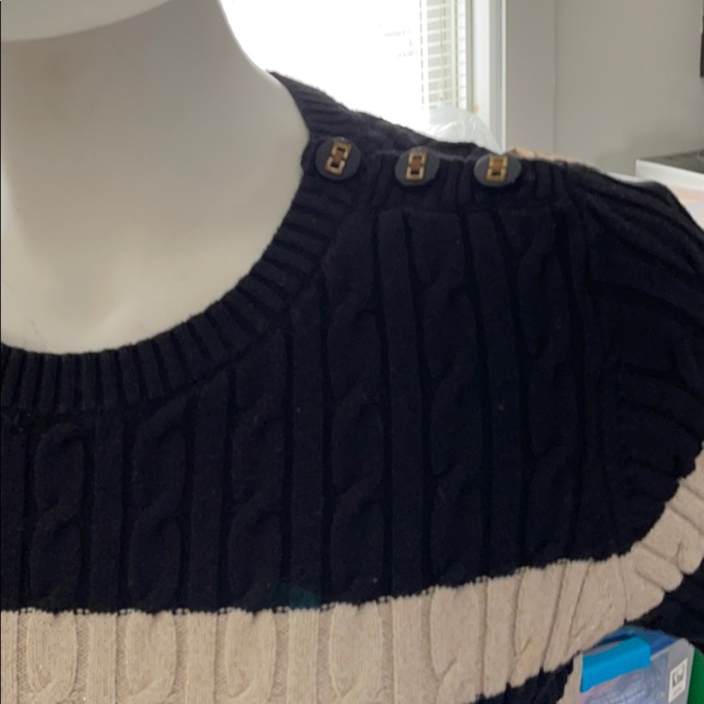 Sweater - Picture 2 of 4